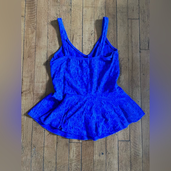 Cobalt Textured Peplum Tank Top - Size L - Picture 2 of 4